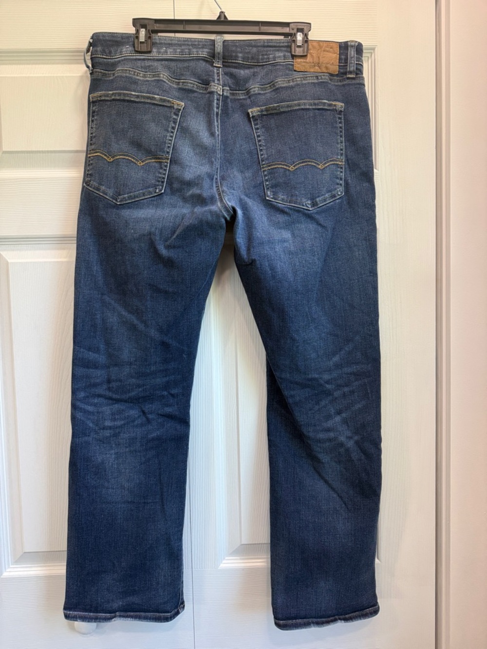 American Eagle Outfitters Mens Original Boot Cut Jeans Size 36x30 Blue Denim - Picture 4 of 6